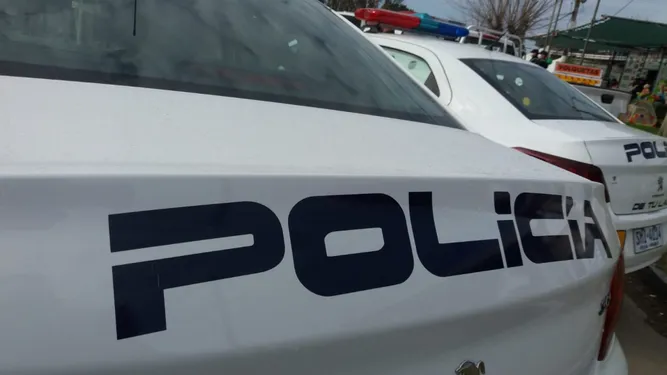 policia-patrulleros-patrulla