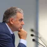 Pit-Cnt acusó a Orsi de “violentar la Constitución” por visita a portaaviones de EE. UU.