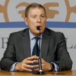 El ministro de Economía  será interpelado en el Senado por la situación de la economía y cambios a las AFAP