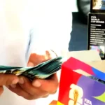 Furor por las figuritas del Mundial