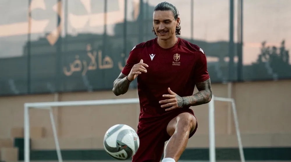 20260823-darwin-nunez-ya-entreno-su-nuevo-club-al-diriyah-arabia-saudita